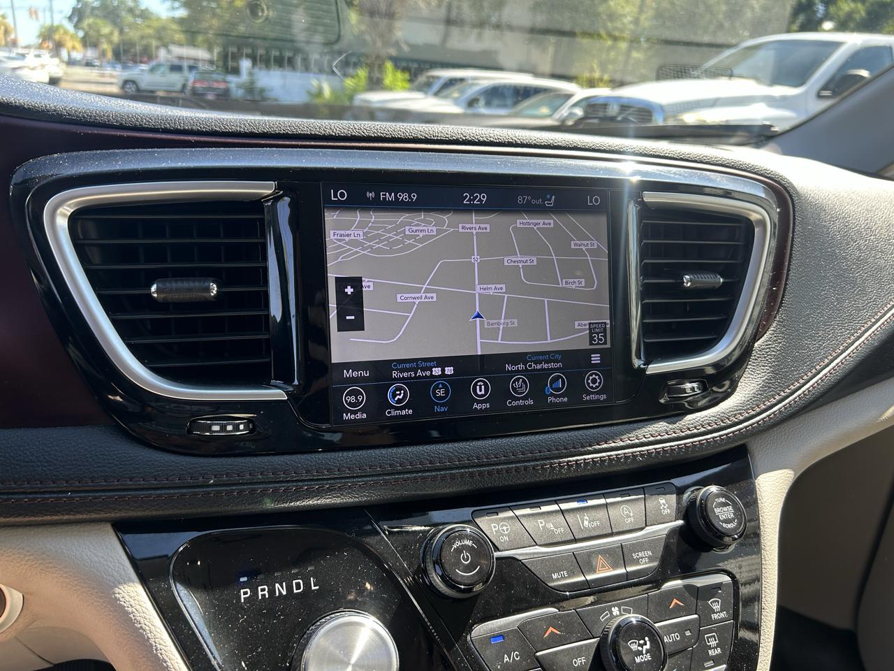 Chrysler Pacifica Limited 2018