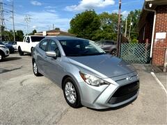 2017 Toyota Yaris iA  2017 Toyota Yaris iA