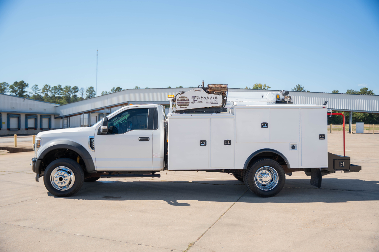 Ford F-550 Regular Cab DRW 4WD 2019 Ford F-550 Regular Cab DRW 4WD 2019