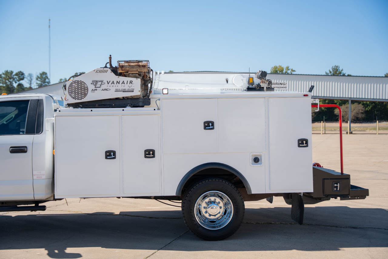 Ford F-550 Regular Cab DRW 4WD 2019 Ford F-550 Regular Cab DRW 4WD 2019