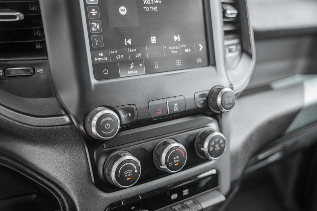 RAM 3500 Tradesman Crew Cab 4WD DRW 2023