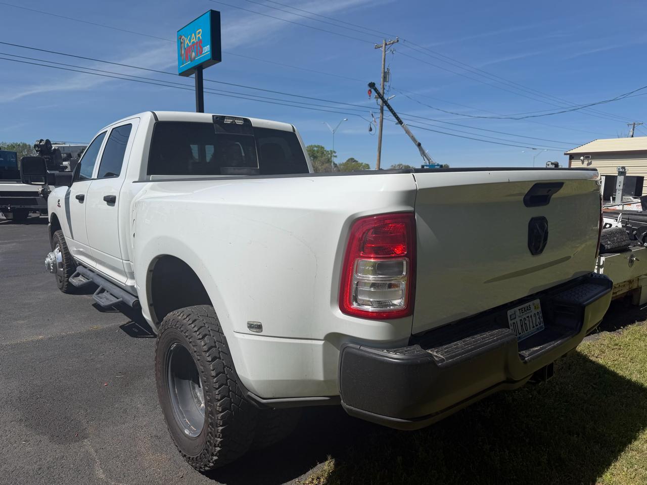 RAM 3500 Tradesman Crew Cab 4WD DRW 2023