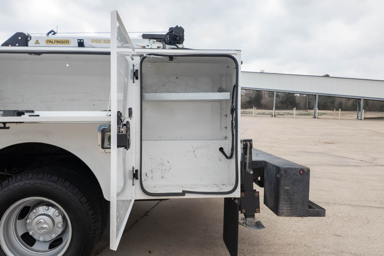 RAM 3500 Crew Cab 4WD DRW 2024