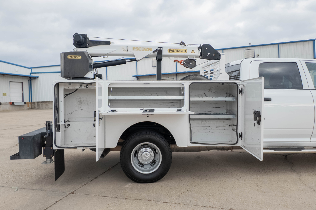 RAM 3500 Crew Cab 4WD DRW 2024