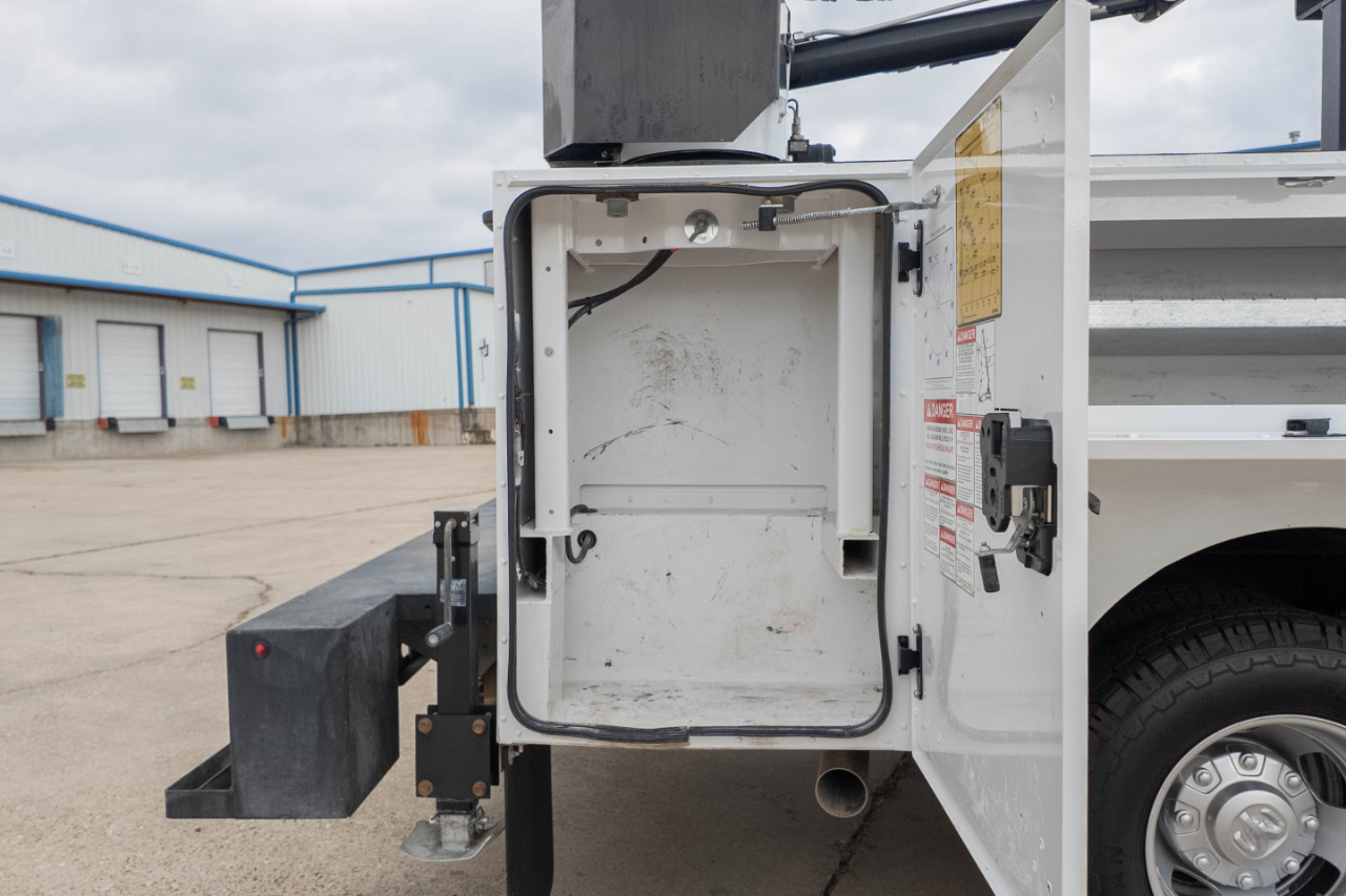 RAM 3500 Crew Cab 4WD DRW 2024