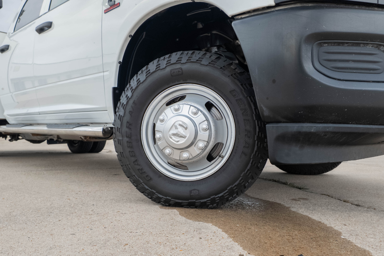 RAM 3500 Crew Cab 4WD DRW 2024