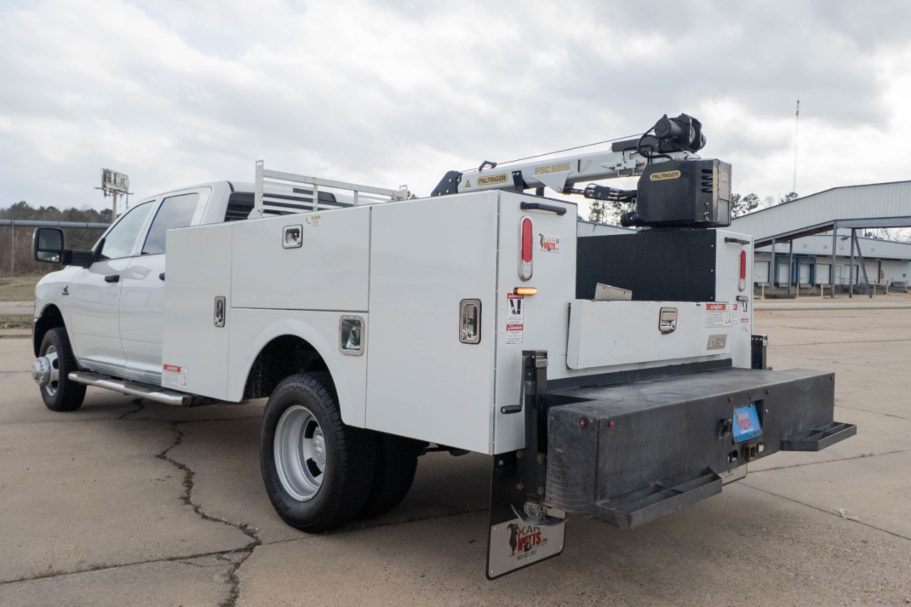 RAM 3500 Crew Cab 4WD DRW 2024