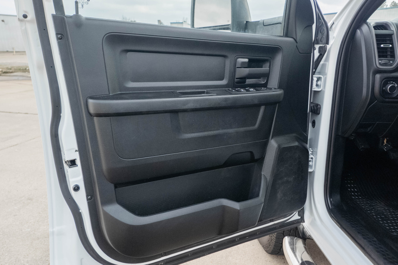 RAM 3500 Crew Cab 4WD DRW 2024