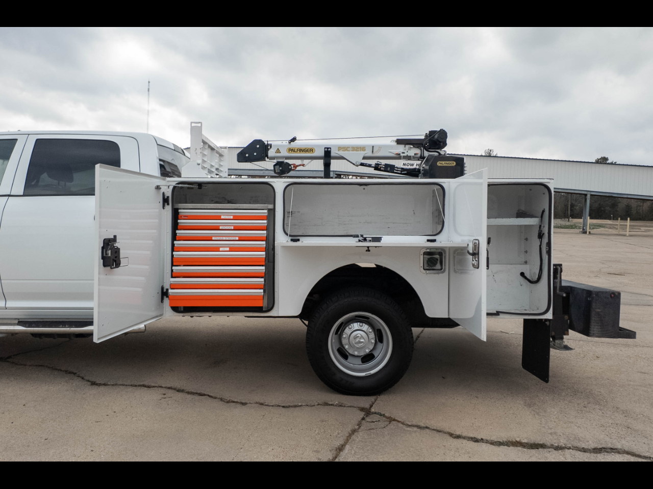 RAM 3500 Crew Cab 4WD DRW 2024