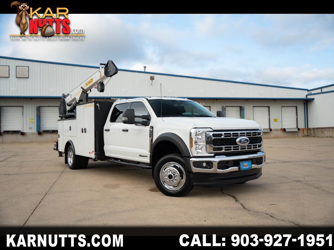 2024 Ford F-550 SERVICE BODY WITH CRANE