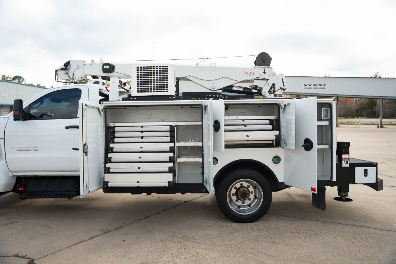 Chevrolet Silverado Medium Duty  2022