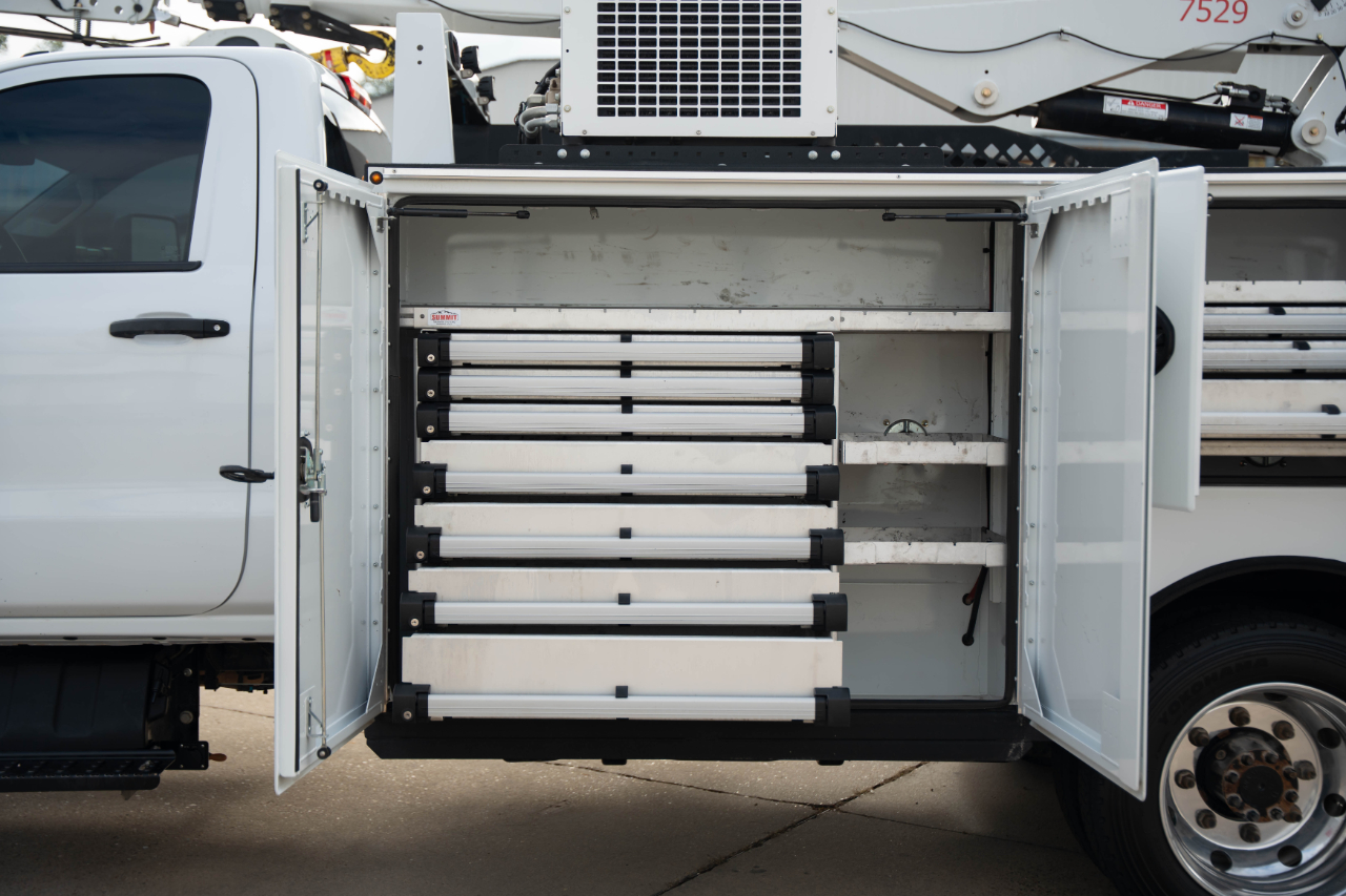 Chevrolet Silverado Medium Duty  2022