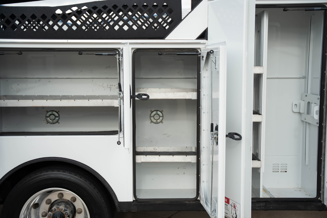 Chevrolet Silverado Medium Duty  2022