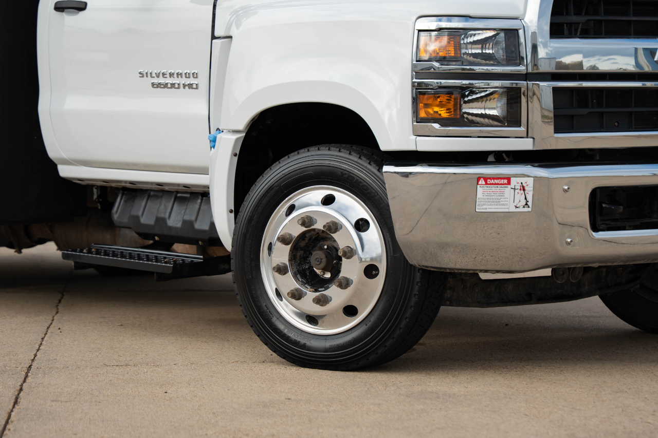 Chevrolet Silverado Medium Duty  2022