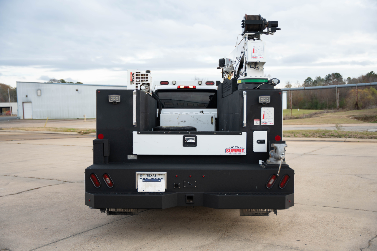 Chevrolet Silverado Medium Duty  2022