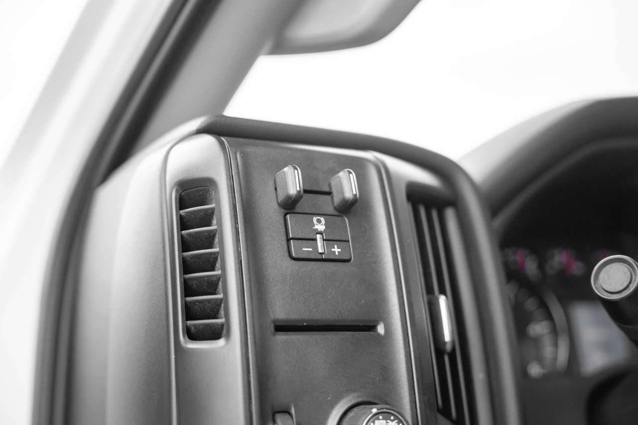 Chevrolet Silverado Medium Duty  2022