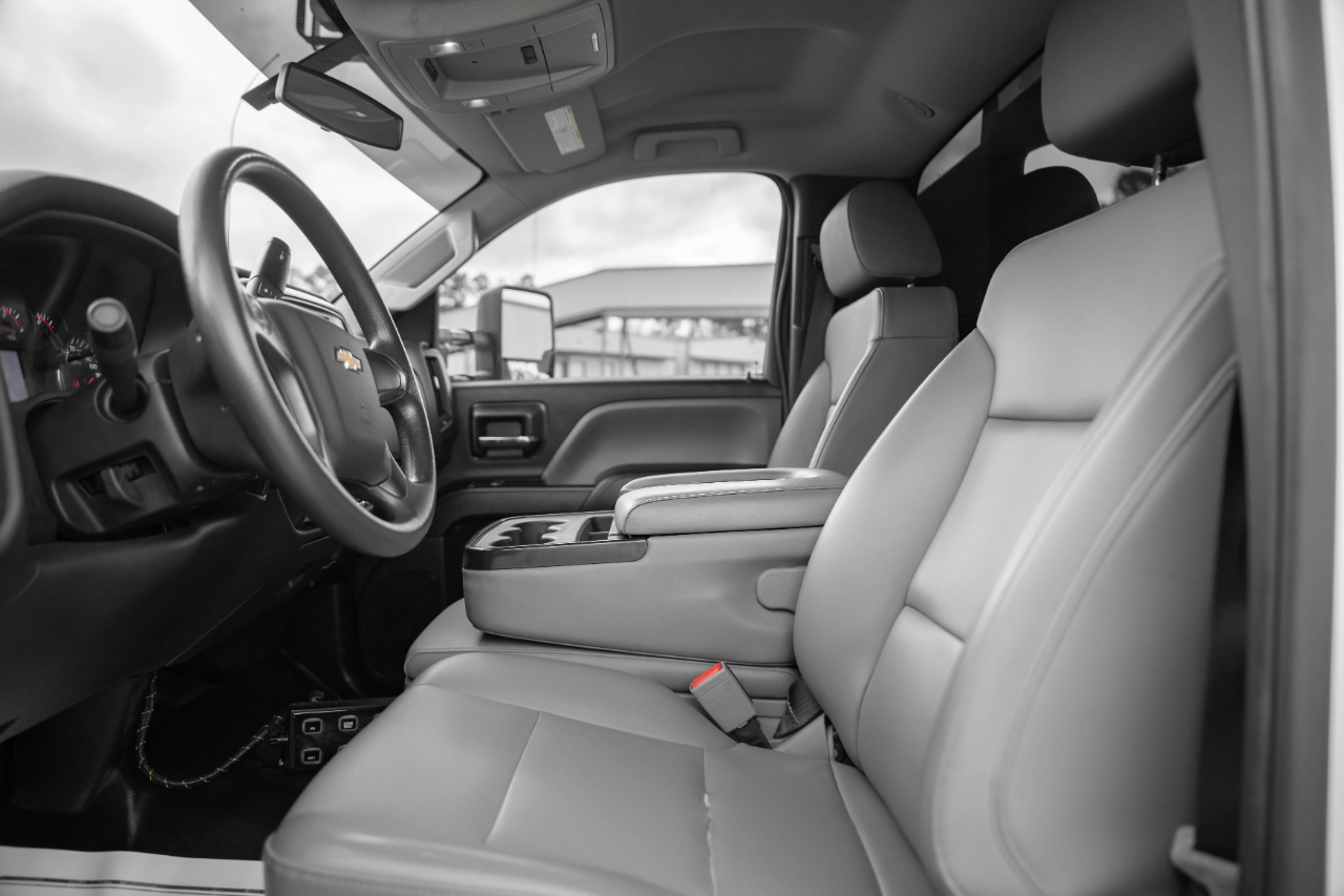 Chevrolet Silverado Medium Duty  2022