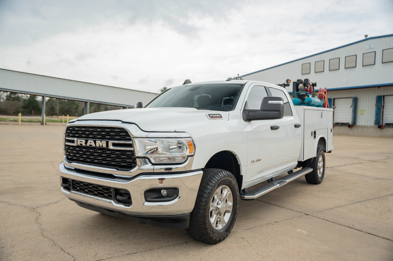 RAM 2500 Tradesman Crew Cab LWB 4WD 2023