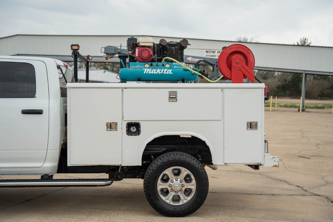 RAM 2500 Tradesman Crew Cab LWB 4WD 2023