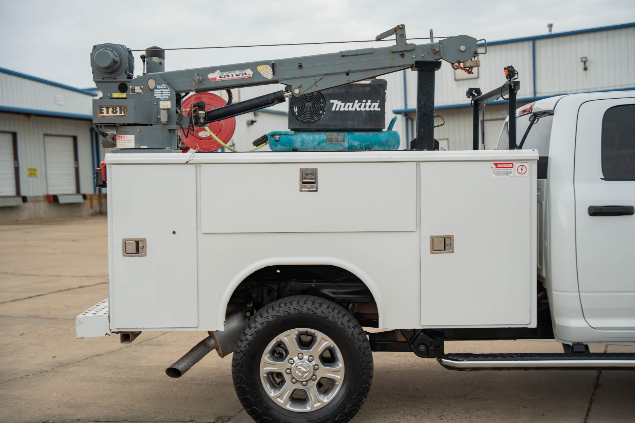 RAM 2500 Tradesman Crew Cab LWB 4WD 2023