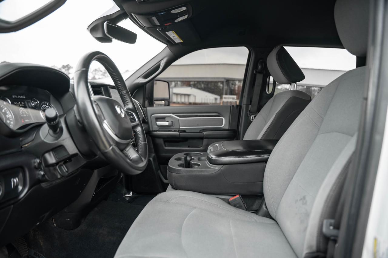 RAM 2500 Tradesman Crew Cab LWB 4WD 2023