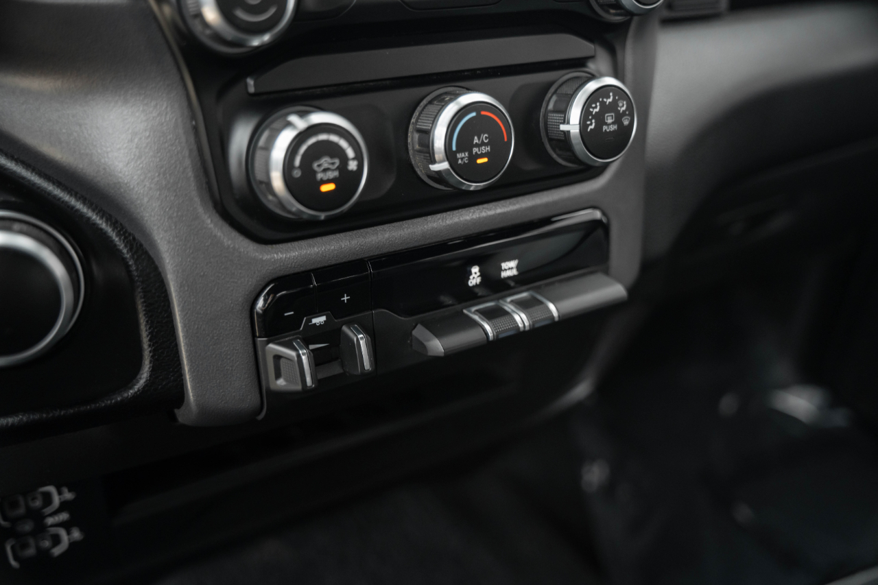 RAM 2500 Tradesman Crew Cab LWB 4WD 2023