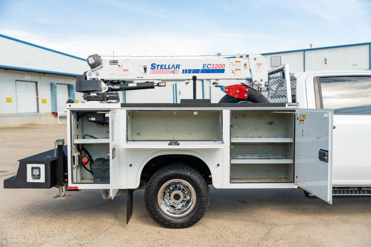 Chevrolet Silverado 3500HD Work Truck Crew Cab 4WD 2022