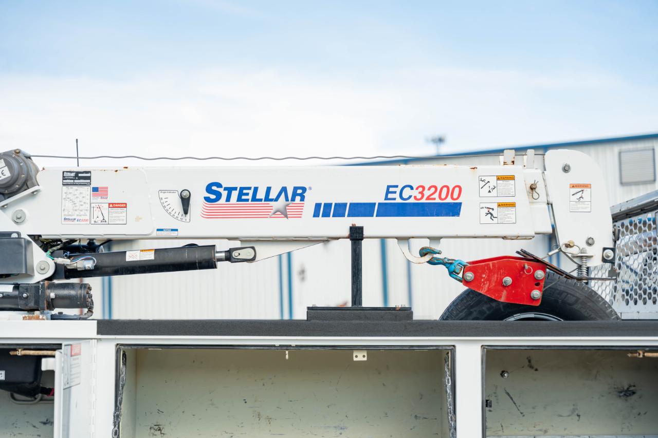 Chevrolet Silverado 3500HD Work Truck Crew Cab 4WD 2022