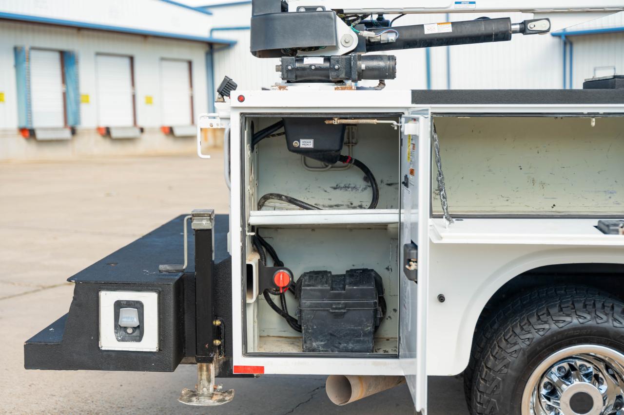 Chevrolet Silverado 3500HD Work Truck Crew Cab 4WD 2022