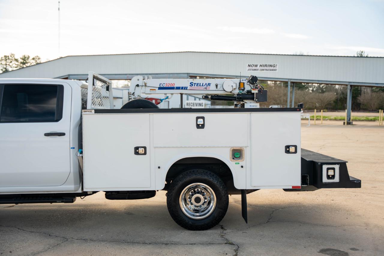 Chevrolet Silverado 3500HD Work Truck Crew Cab 4WD 2022