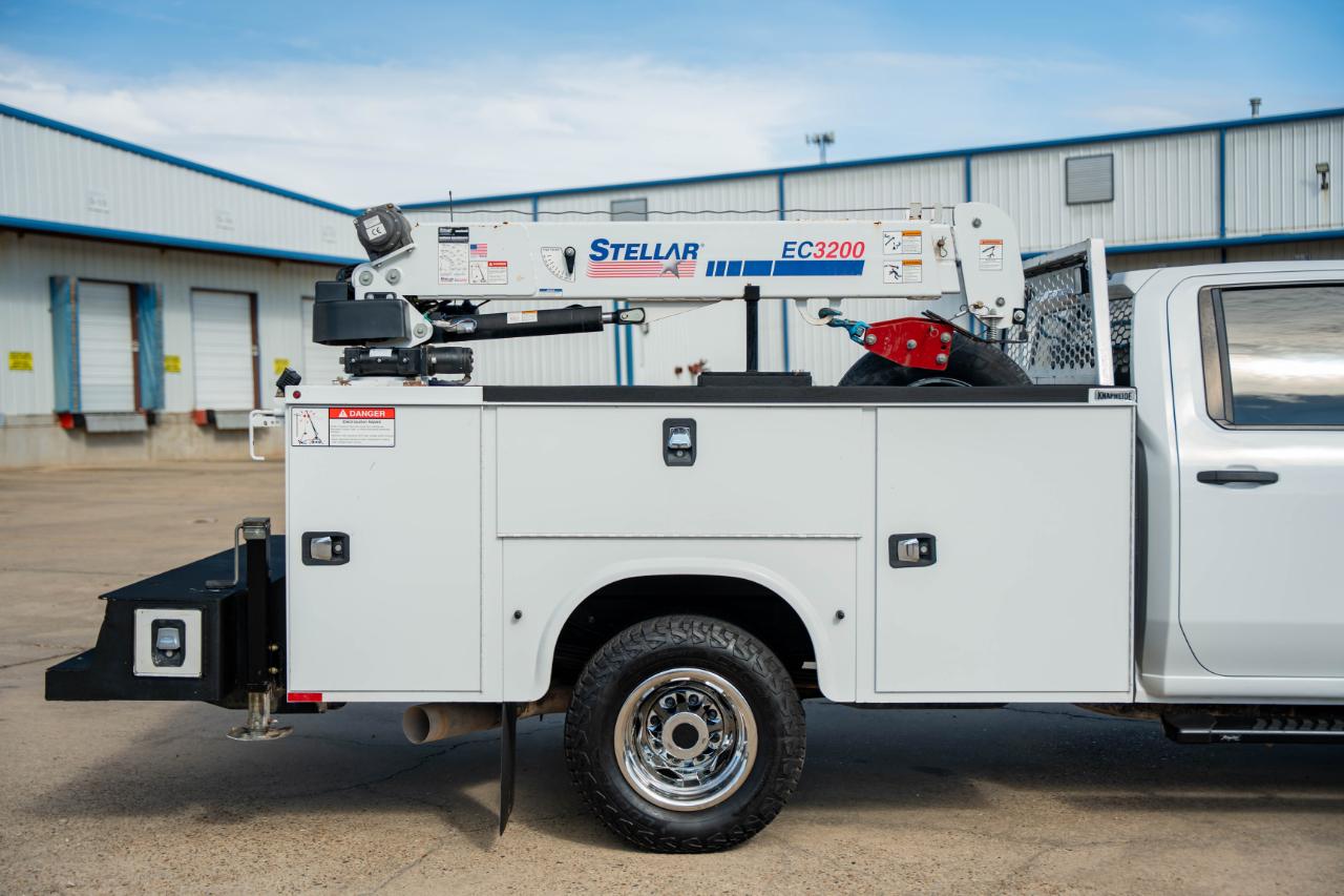 Chevrolet Silverado 3500HD Work Truck Crew Cab 4WD 2022