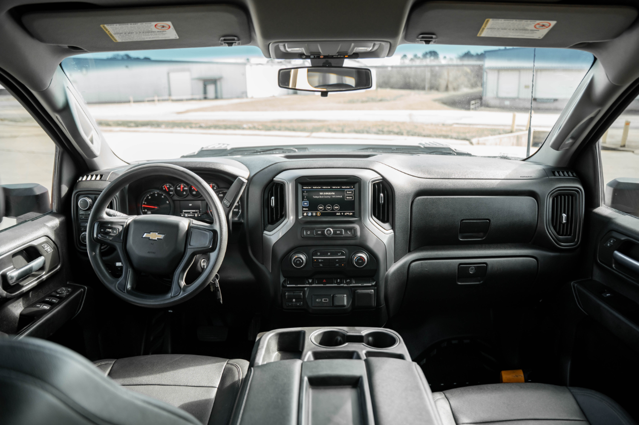 Chevrolet Silverado 3500HD Work Truck Crew Cab 4WD 2022