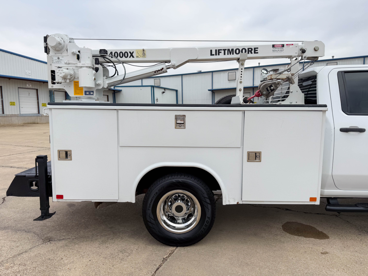 Chevrolet Silverado 3500HD Work Truck Crew Cab 4WD 2023