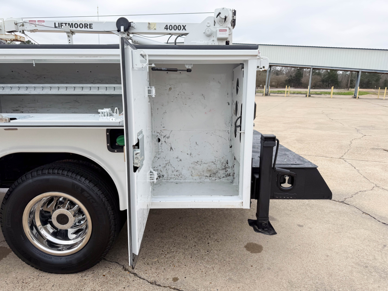 Chevrolet Silverado 3500HD Work Truck Crew Cab 4WD 2023