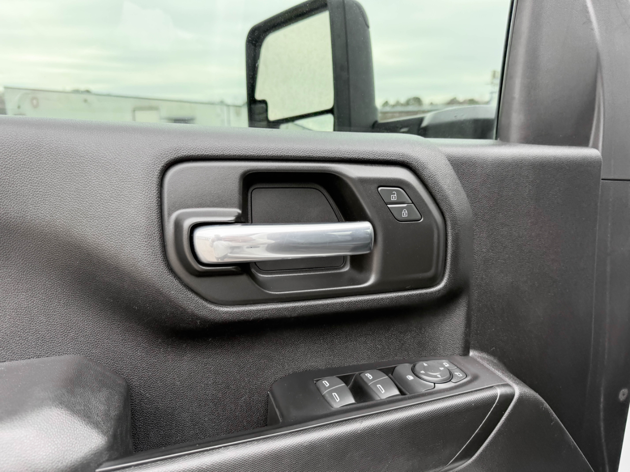 Chevrolet Silverado 3500HD Work Truck Crew Cab 4WD 2023