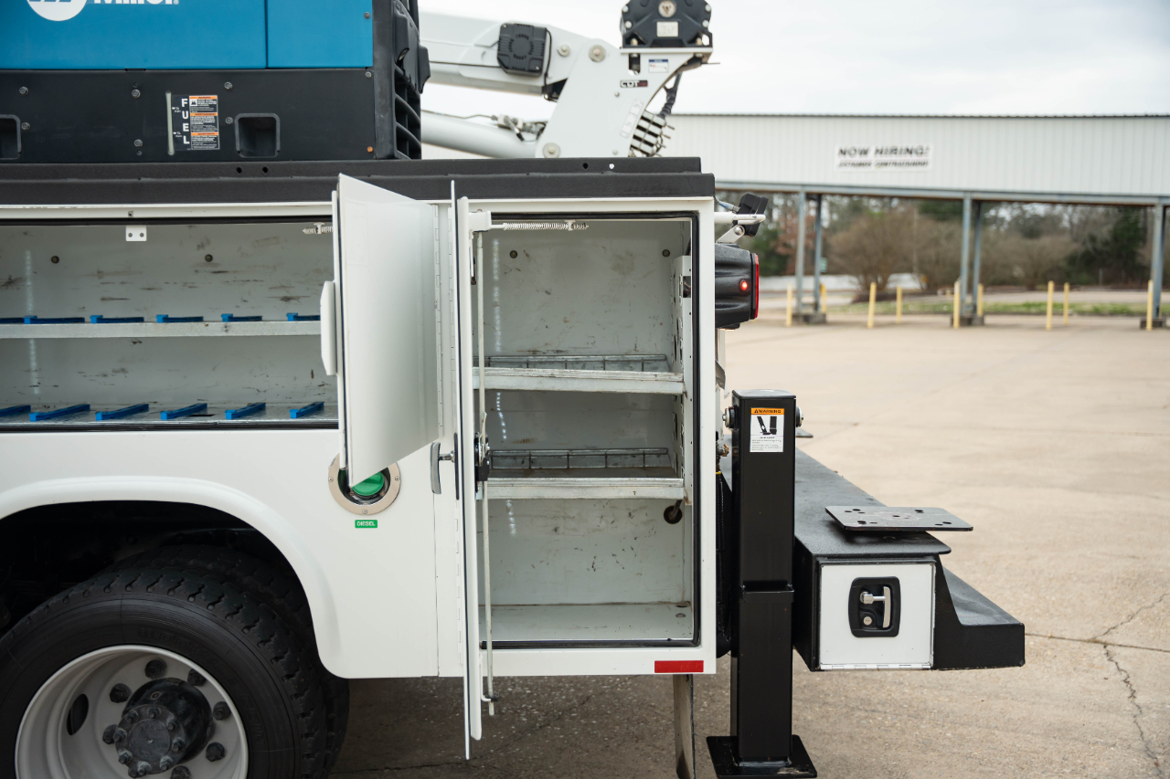 Chevrolet Silverado Medium Duty  2022