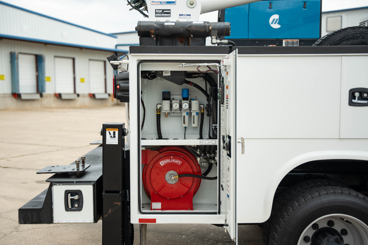 Chevrolet Silverado Medium Duty  2022