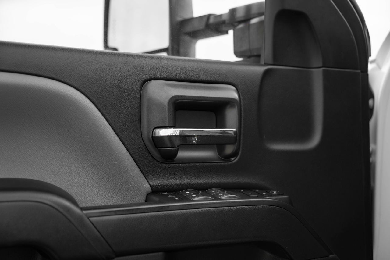 Chevrolet Silverado Medium Duty  2022