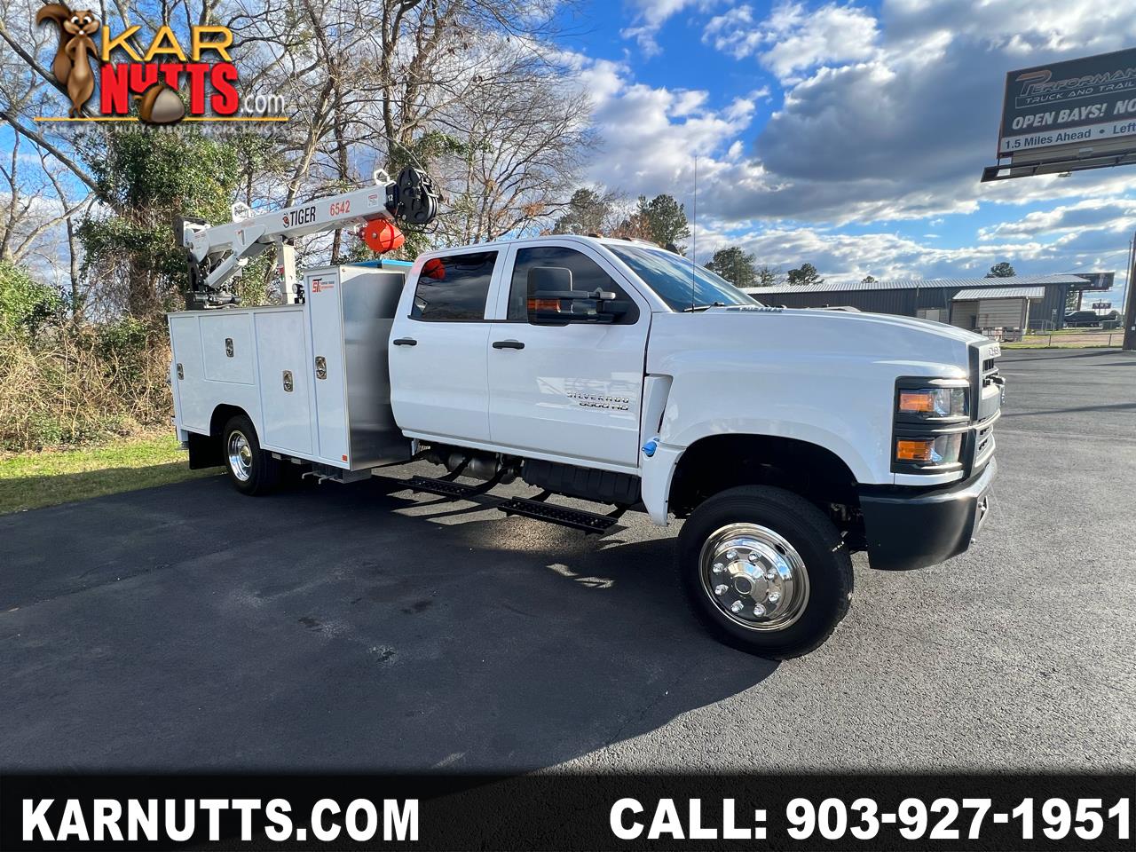 2022 Chevrolet Silverado Medium Duty Work Truck Crew Cab 4WD
