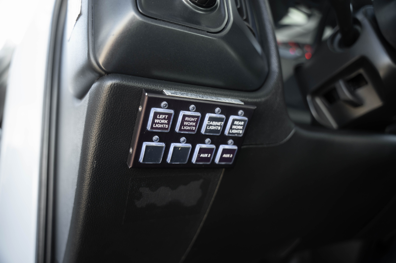 Chevrolet Silverado Medium Duty  2022