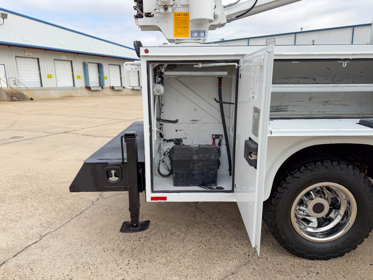 Chevrolet Silverado 3500HD Work Truck Crew Cab 4WD 2023