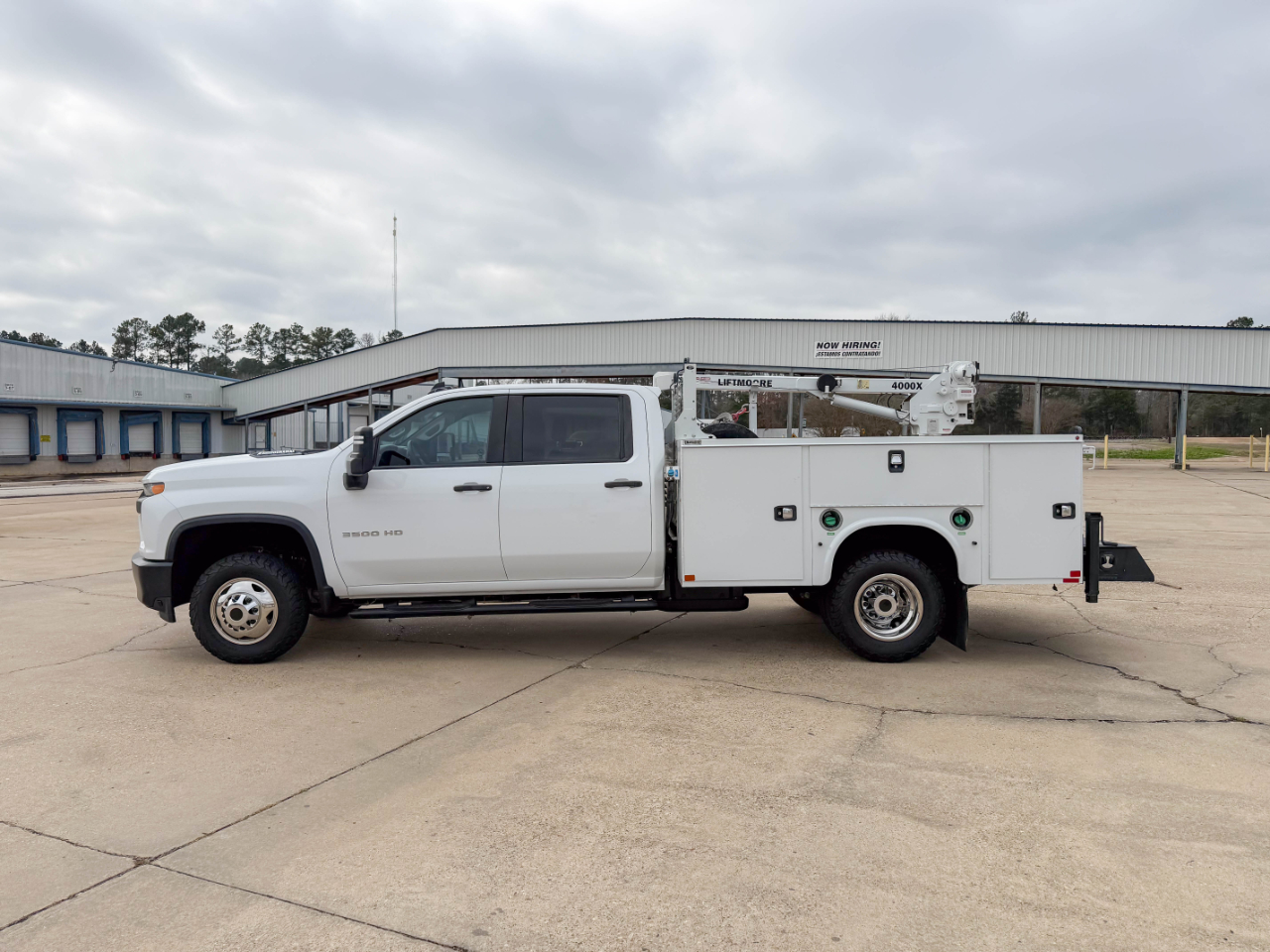 Chevrolet Silverado 3500HD Work Truck Crew Cab 4WD 2023