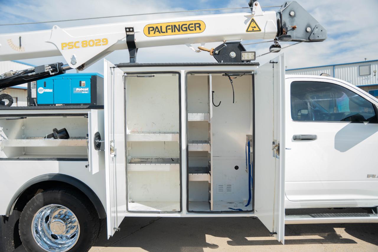 RAM 5500 Regular Cab 4WD DRW 2022