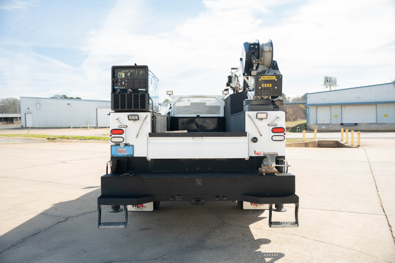 RAM 5500 Regular Cab 4WD DRW 2022