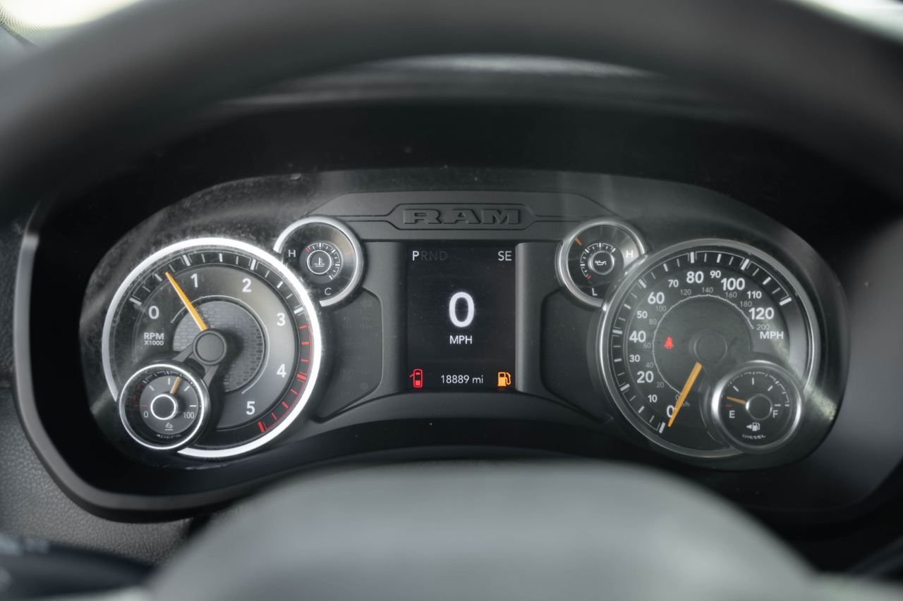 RAM 5500 Regular Cab 4WD DRW 2022