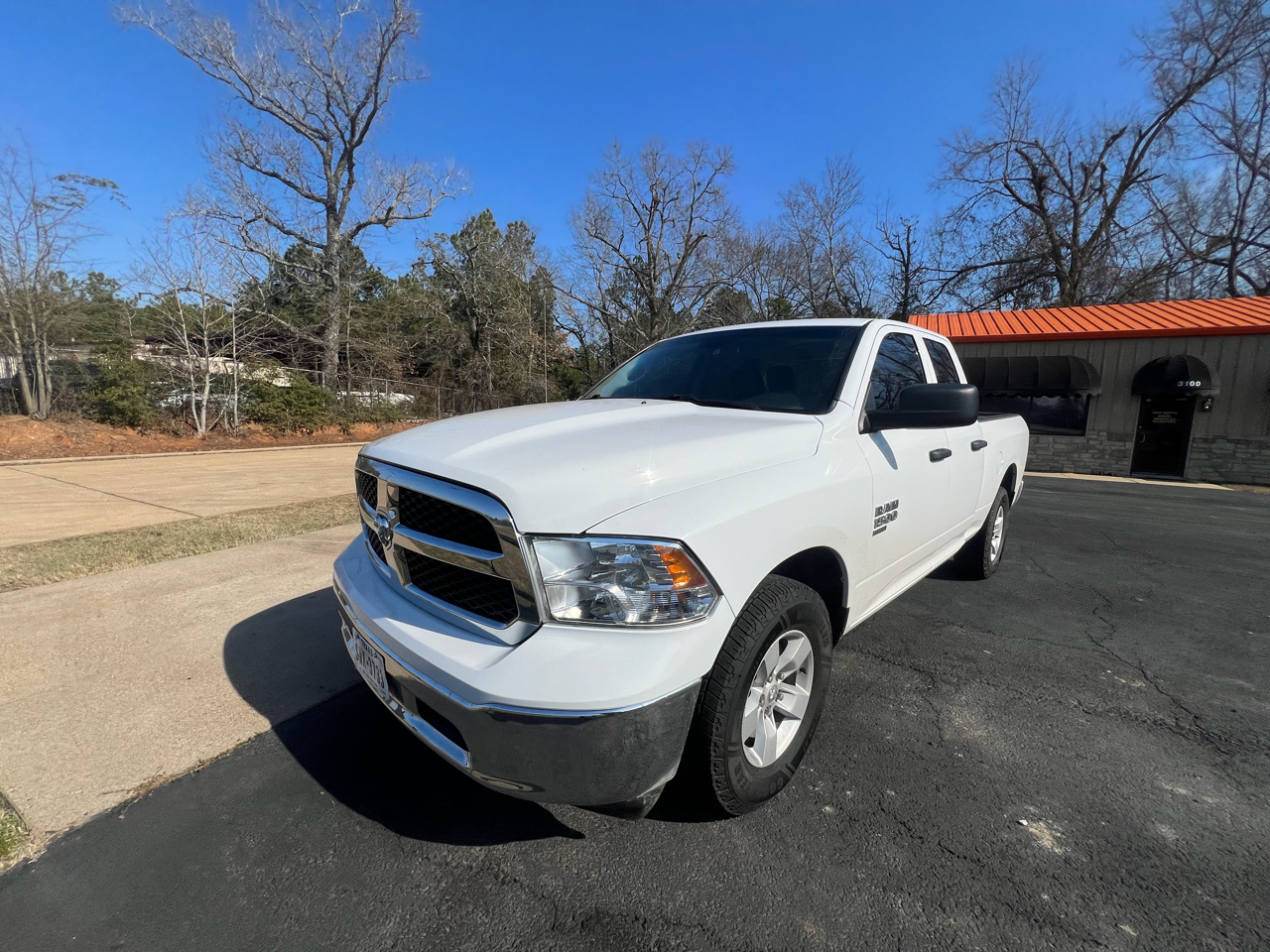 RAM 1500 Classic Tradesman Quad Cab 4WD 2023