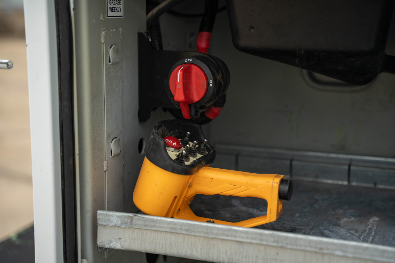 Chevrolet Silverado 3500HD Work Truck Crew Cab 4WD 2023