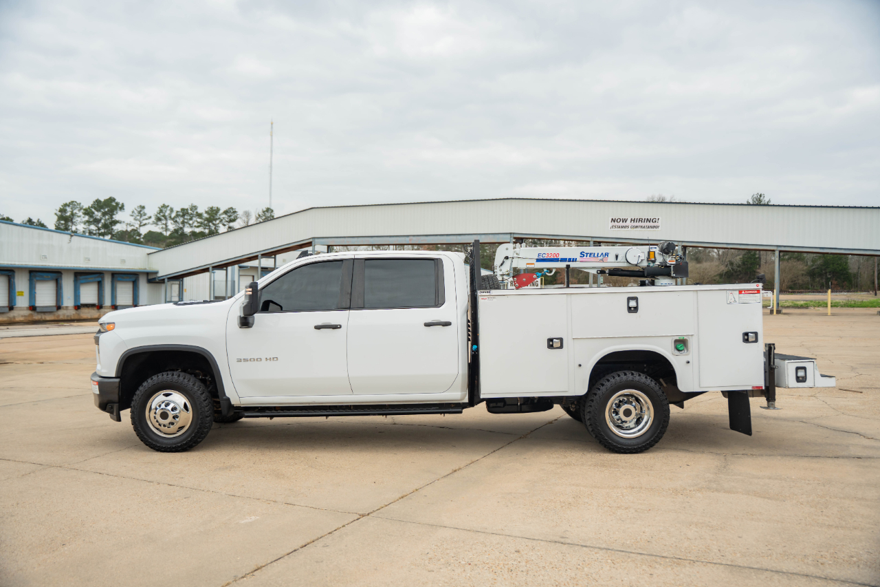 Chevrolet Silverado 3500HD Work Truck Crew Cab 4WD 2023