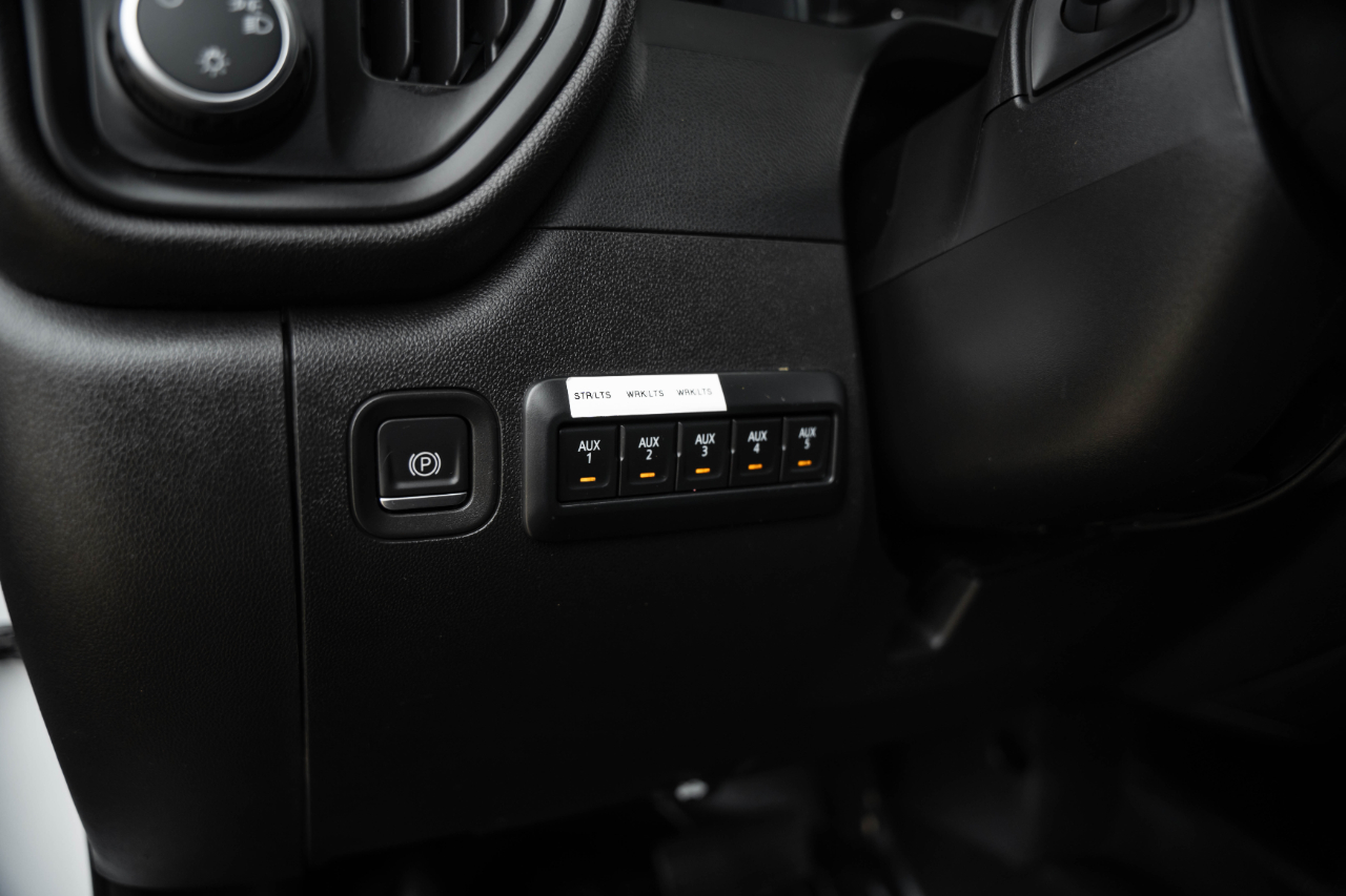 Chevrolet Silverado 3500HD Work Truck Crew Cab 4WD 2023