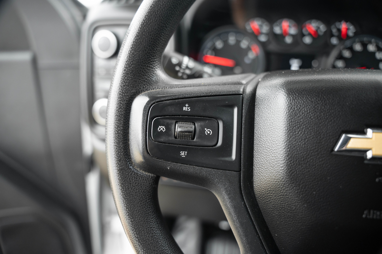 Chevrolet Silverado 3500HD Work Truck Crew Cab 4WD 2023